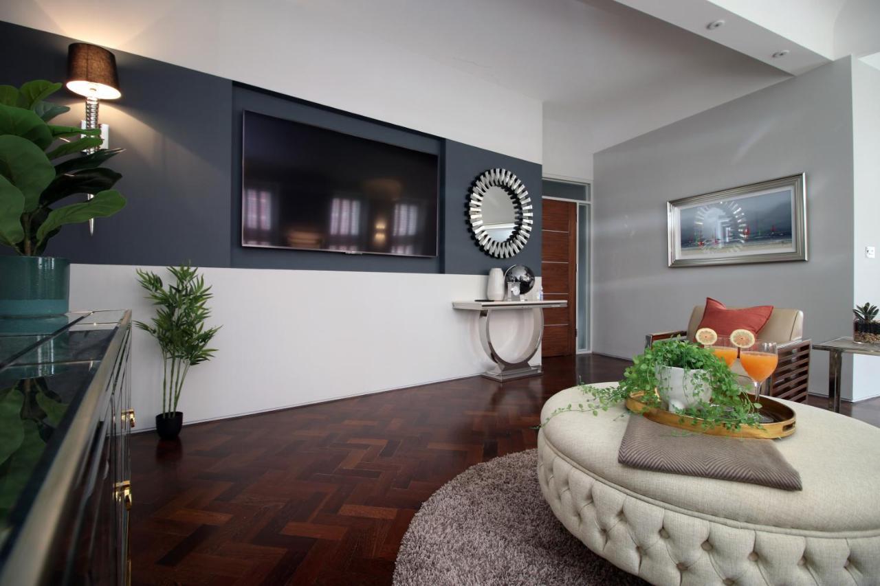 The Clyne At Utopia Penthouse By Mgroupsa Суонси Экстерьер фото
